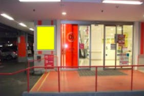 【イオンモール筑紫野】モール内広告 地下駐車場入館入口広告パネル