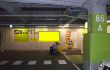 【イオンモール筑紫野】モール内広告 地下駐車場入館入口広告パネル