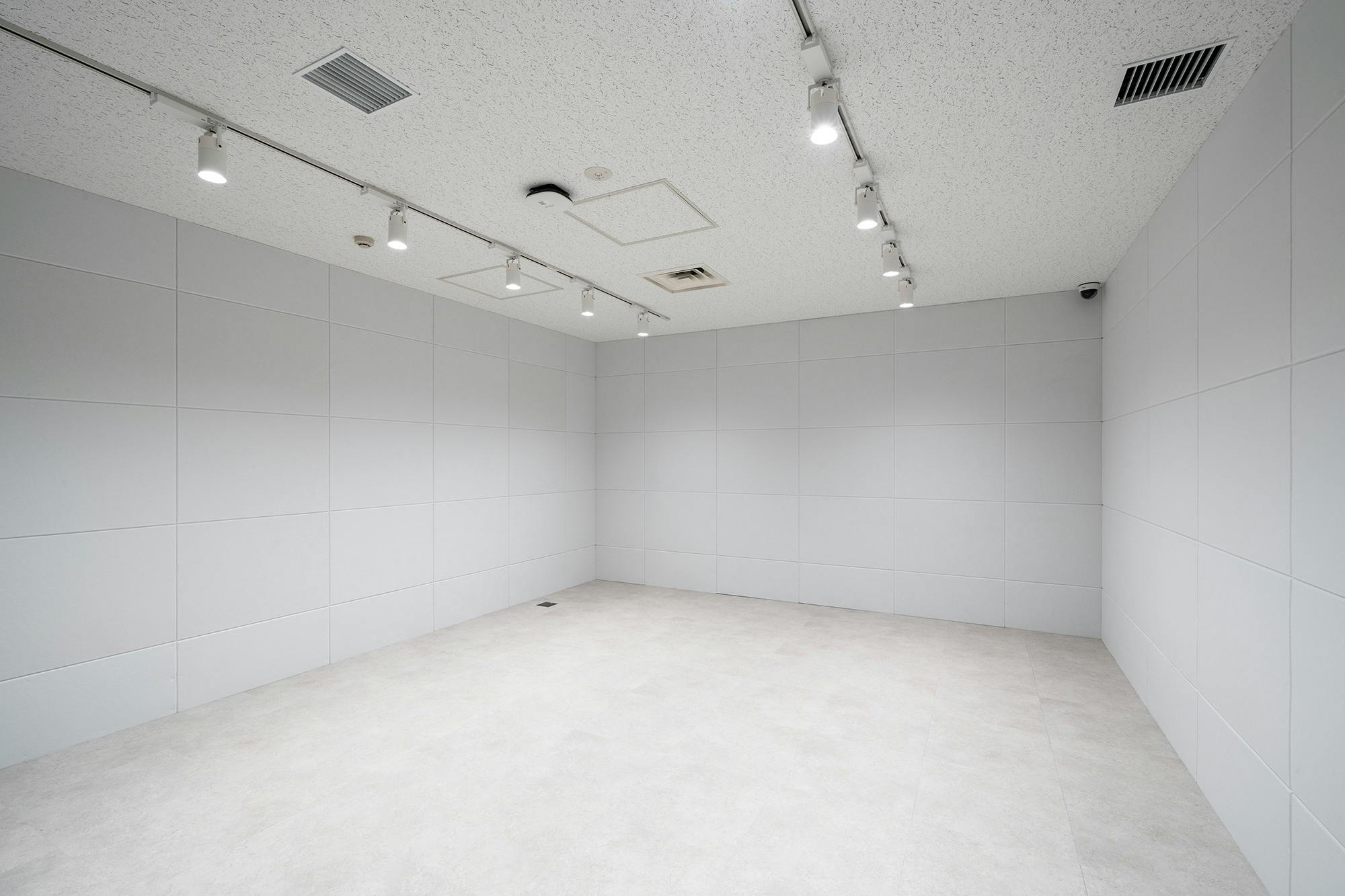 【中目黒駅1分】展示会・撮影・収録・配信などに最適な駅チカでモダンなレンタルスペース