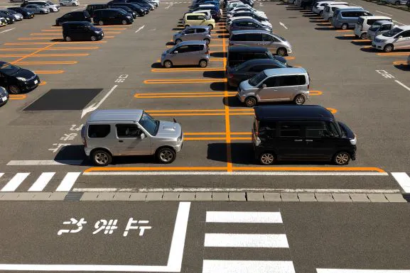 【フレスポ御所野】キッチンカー利用が可能なジェイマルエー前駐車場スペース