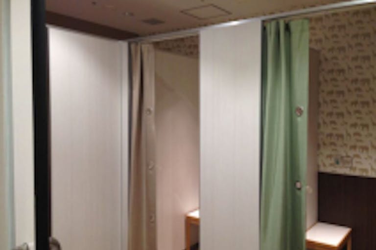 【イオンモール名古屋茶屋】モール内広告 授乳室の画像2