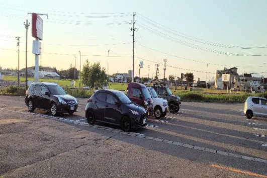 【マックスバリュ藤島】駐車場(移動販売車 電源なし)キッチンカー出店に最適なスーパー店外催事イベントスペース