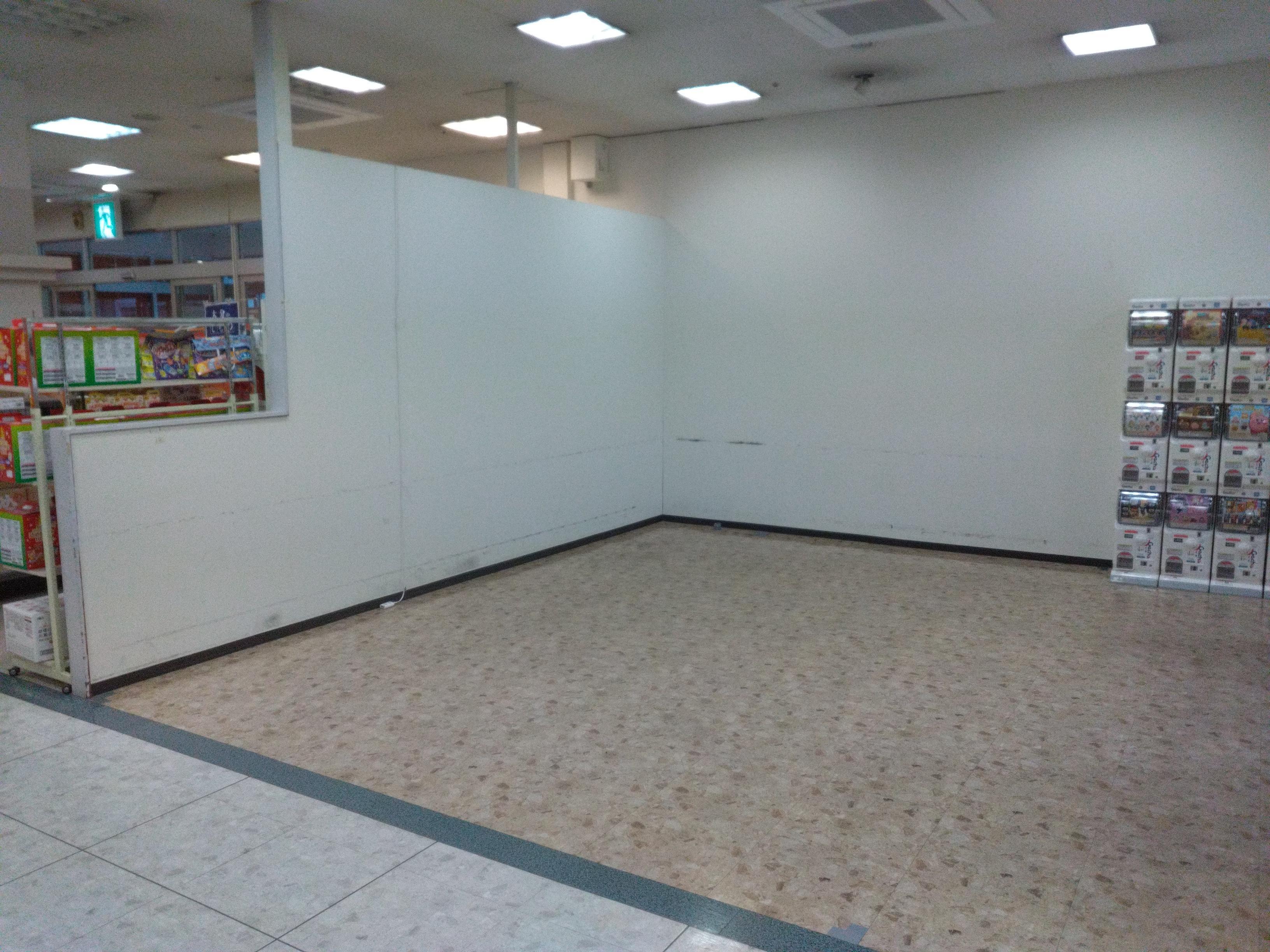 【イオン光吉店（大分県）】１F　レジアウト　サーティーワン横区画　(約5.75坪)