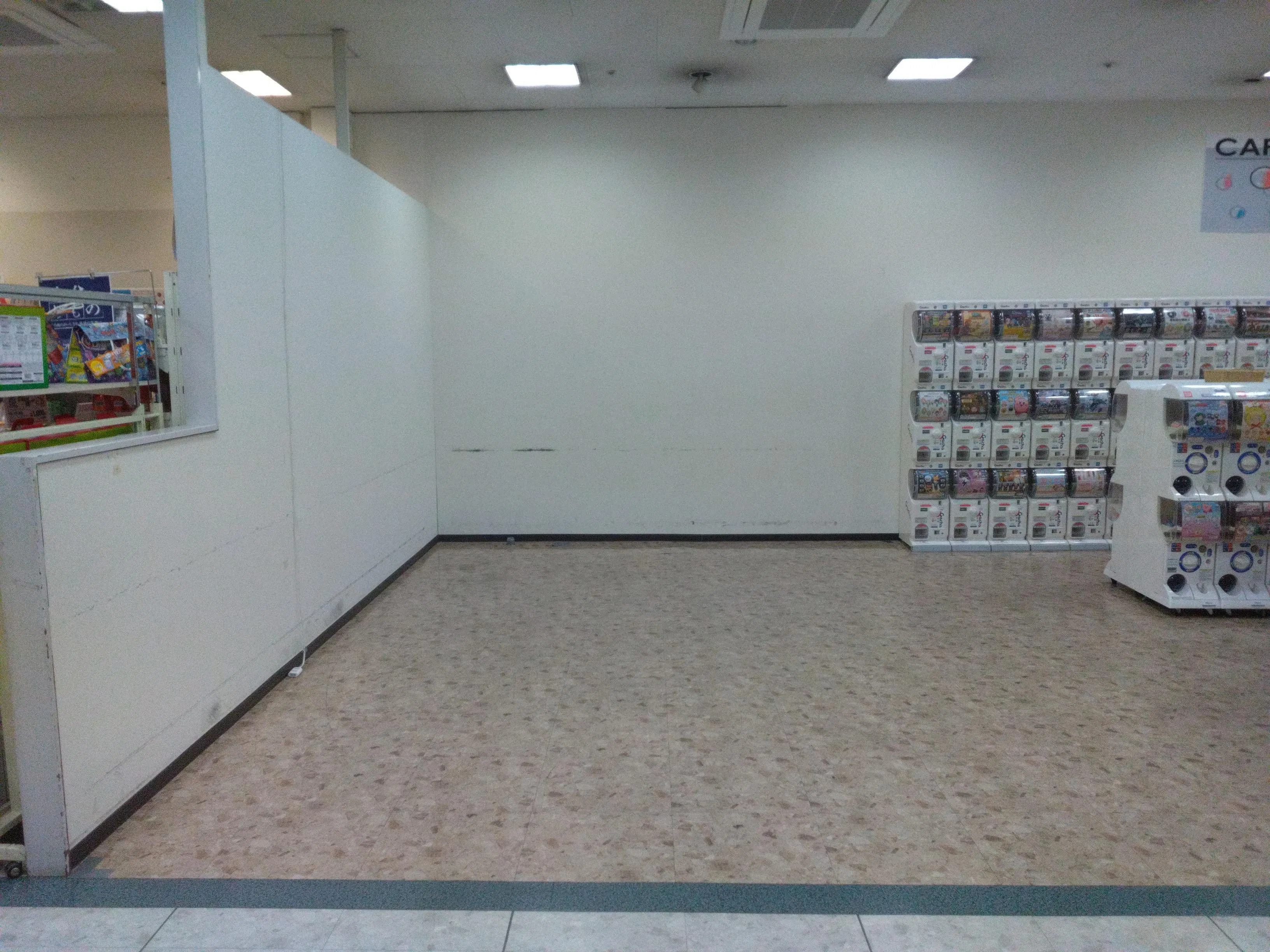 【イオン光吉店(大分県)】1F レジアウト サーティーワン横区画 (約5.75坪)