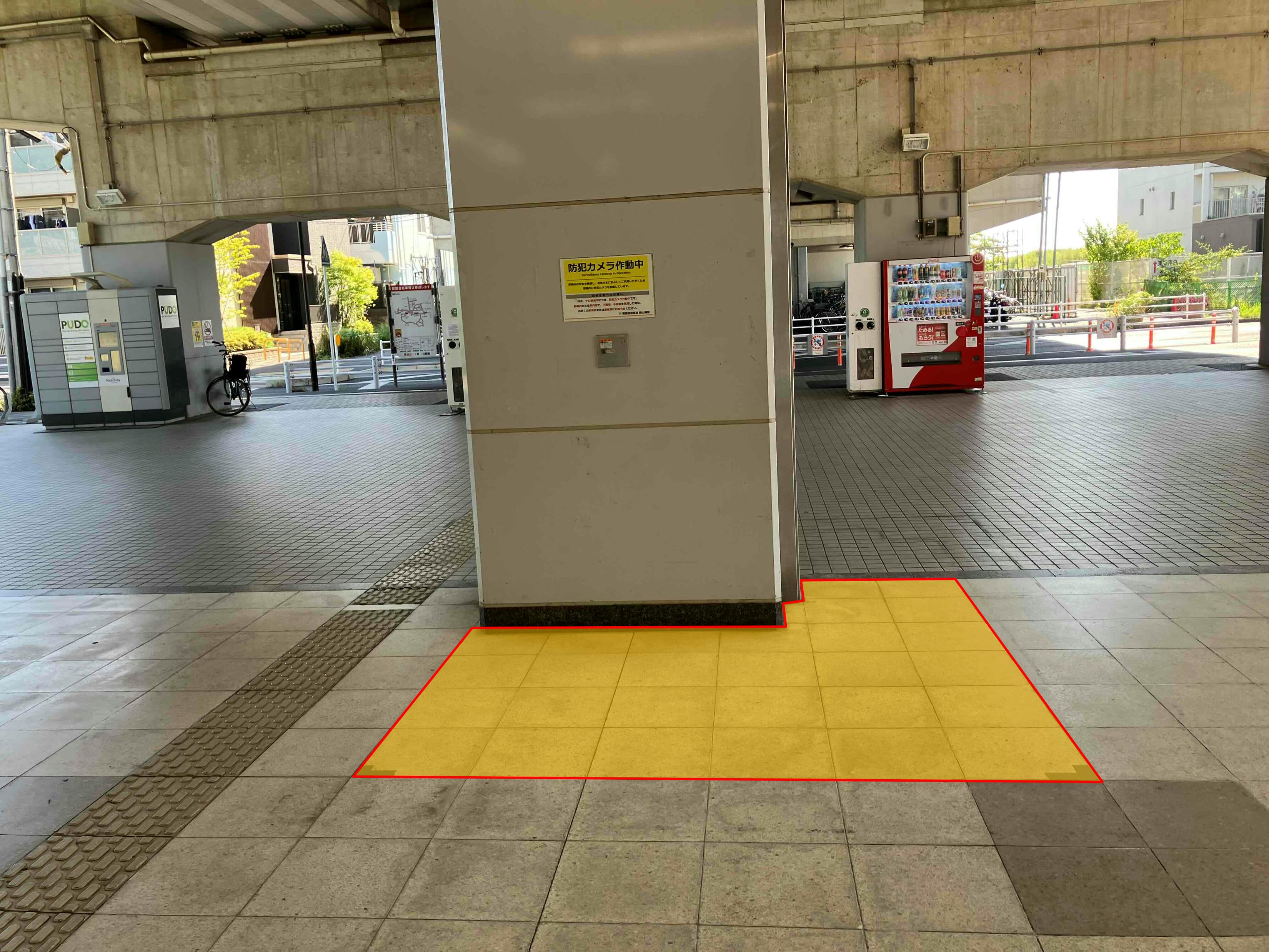 【飯山満駅】プロモーションや食物販に最適な人流の多い改札前スペース
