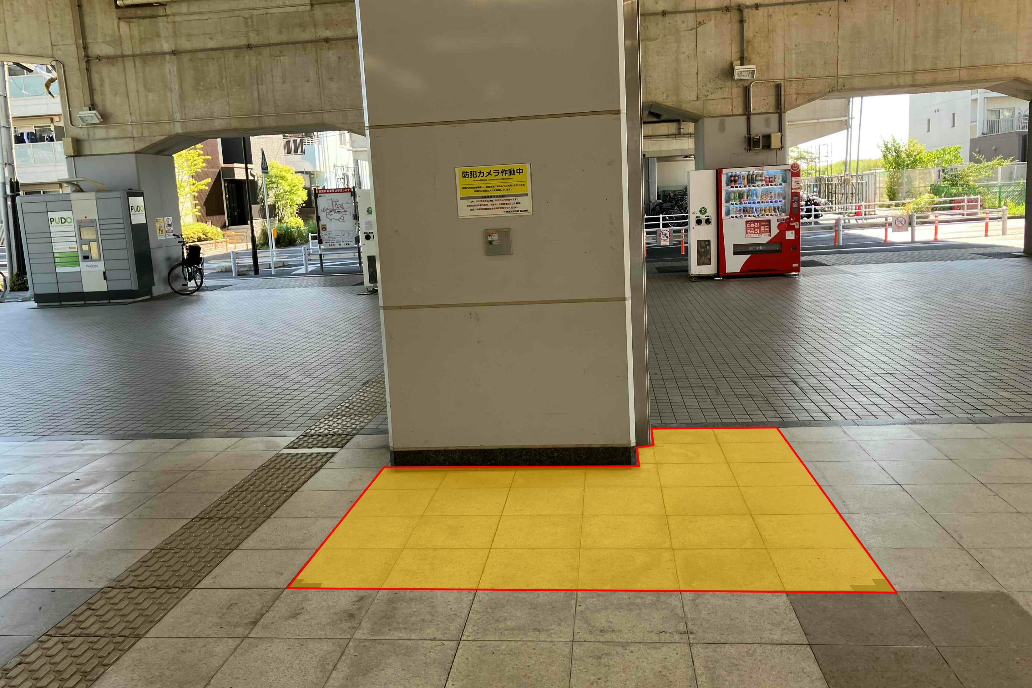 【飯山満駅】プロモーションや食物販に最適な人流の多い改札前スペース