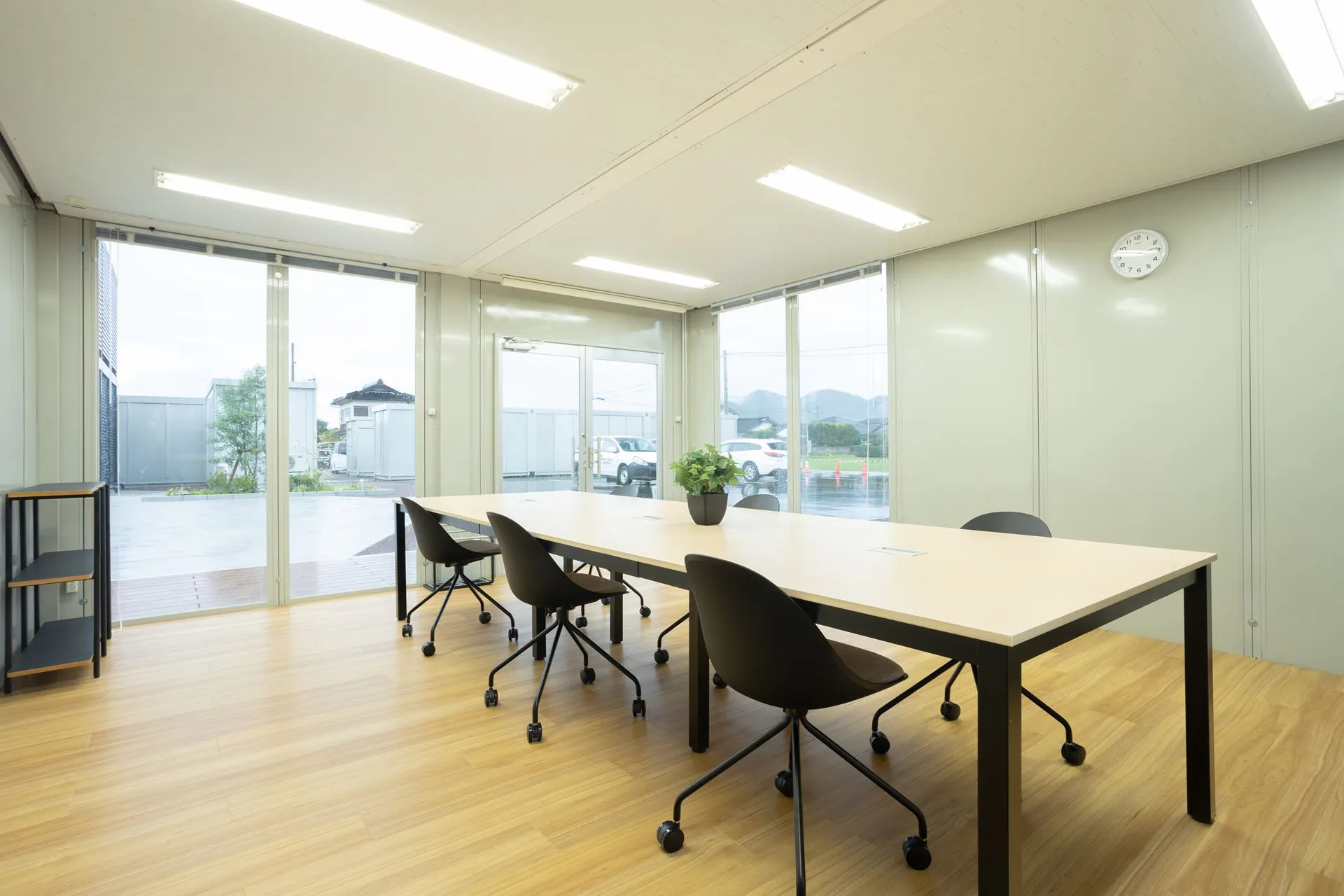 【山口県山口市】自主企画マルシェやワークショップに最適なお手頃価格のレンタルスペース「Meeting1」／敷地全体の貸切イベント開催も可能！