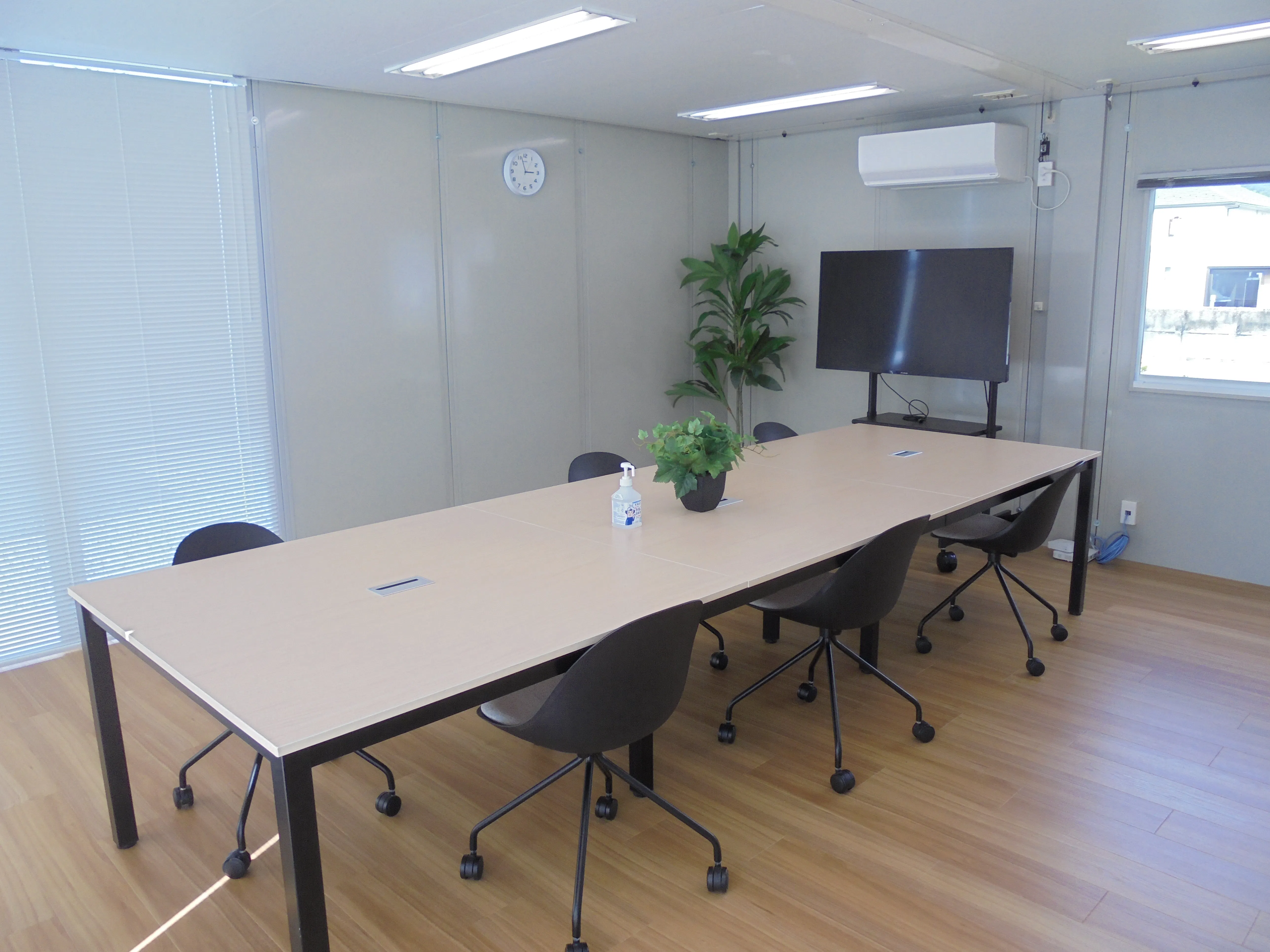 【山口県山口市】自主企画マルシェやワークショップに最適なお手頃価格のレンタルスペース「Meeting1」／敷地全体の貸切イベント開催も可能！