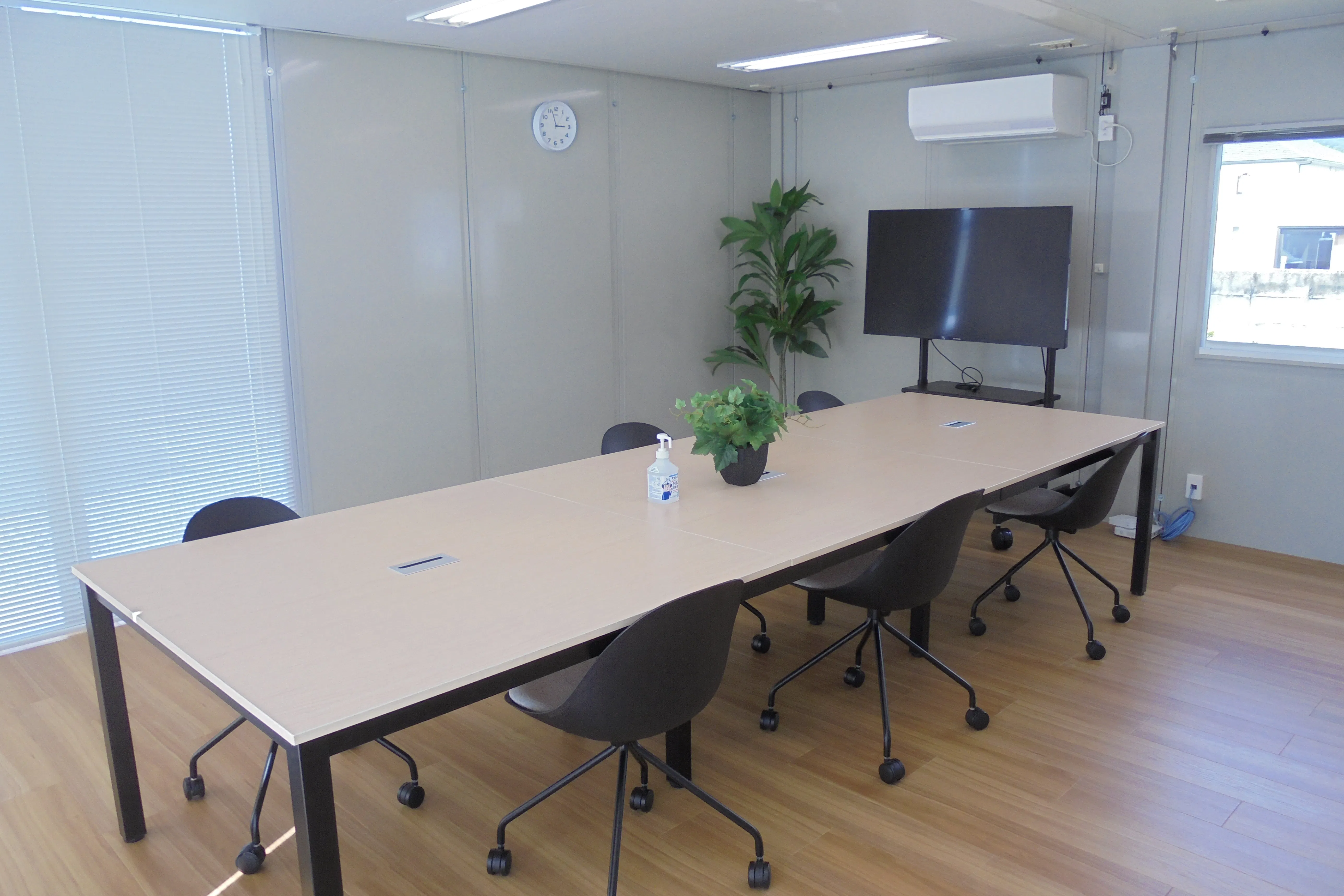 【山口県山口市】自主企画マルシェやワークショップに最適なお手頃価格のレンタルスペース「Meeting1」/敷地全体の貸切イベント開催も可能!