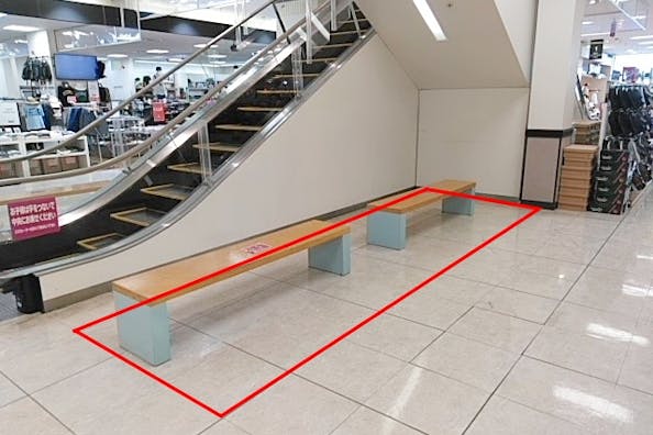 【イオン古川店】プロモーションイベントや物販イベントに最適な通行量の多い1Fエスカレーター横にあるイベントスペース