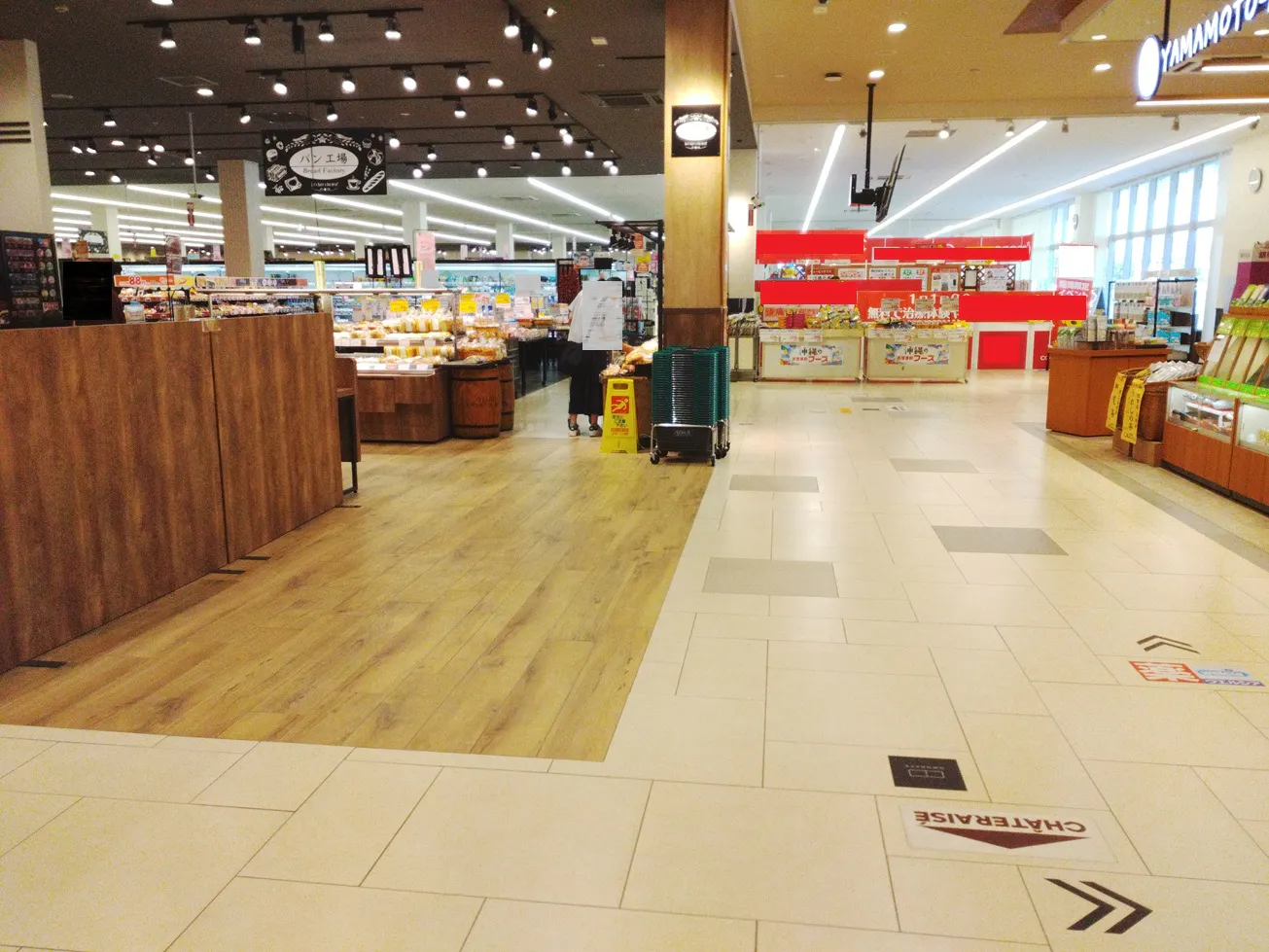【イオンなかま店（福岡県）】専門店側催事場　催事スペース