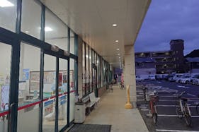 【アルク長府中土居店】プロモーションイベントに最適なスーパーの店頭軒下イベントスペース