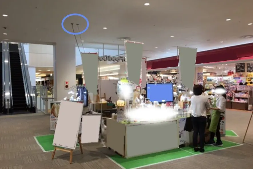 【ららぽーと湘南平塚】3階 湘南 Food Hall(フードコート)前