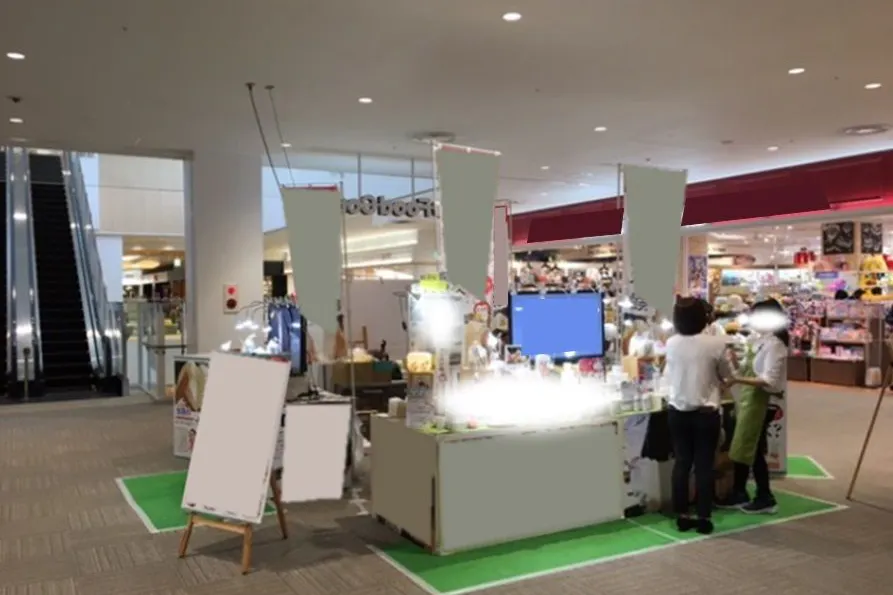 【ららぽーと湘南平塚】3階 湘南 Food Hall(フードコート)前