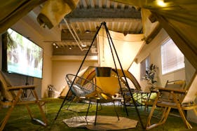 【馬喰横山駅1分】撮影会やオフサイトミーティング、招待制のイベントに最適な屋内グランピングが可能なレンタルスペース