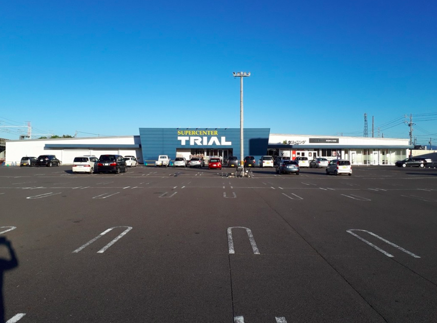 【スーパーセンタートライアル安八店】キッチンカー（調理営業）出店限定/屋外スペース