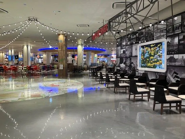 【ららぽーとEXPOCITY】3階 EXPOMARKET