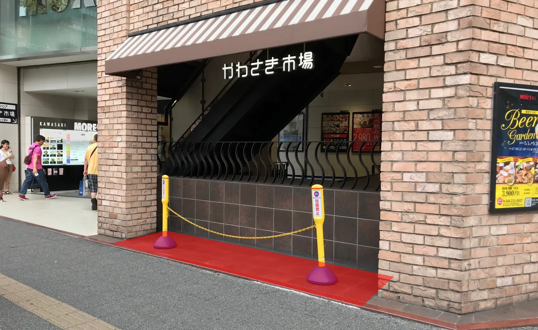 【川崎モアーズ】PRイベントに最適な入り口すぐの屋外通り沿いスペース