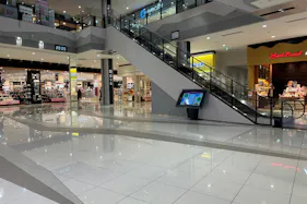 【イオンモール四條畷】1階 風のコート(大)