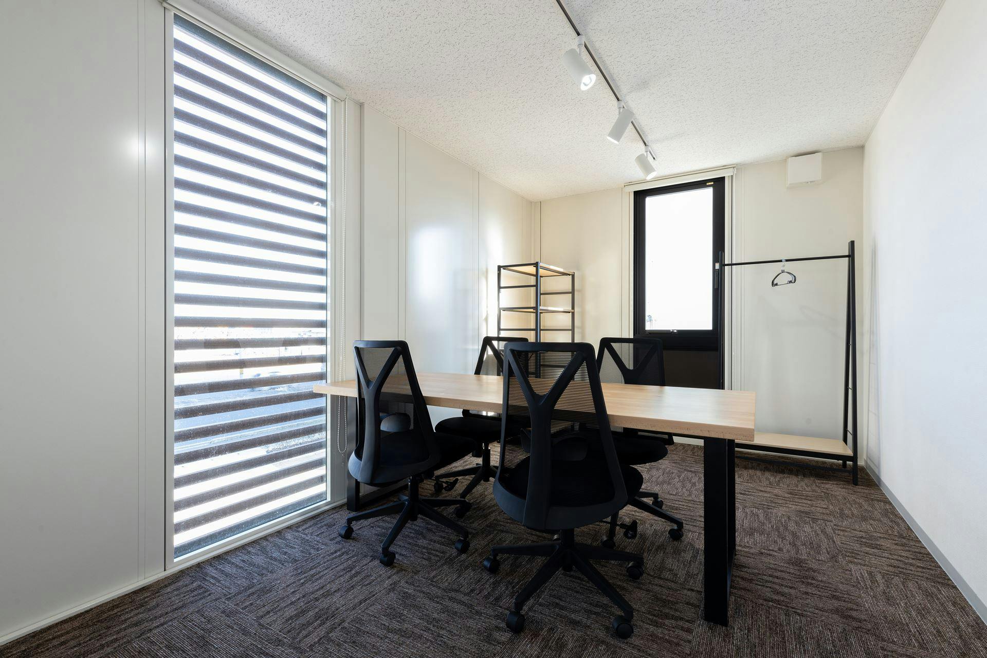 【広島県福山市】自主企画マルシェやワークショップに最適なお手頃価格のレンタルスペース「Meeting2」／敷地全体の貸切イベント開催も可能！の画像