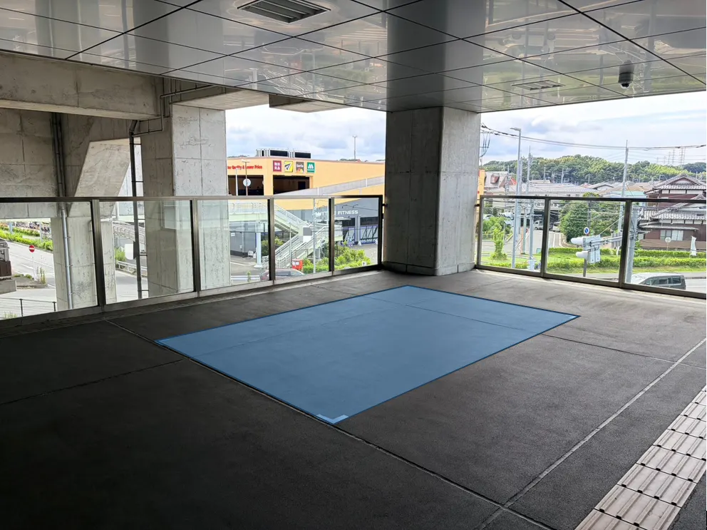 【横浜市営地下鉄グリーンライン川和町駅|割引キャンペーン実施中】各種プロモーションやサンプリングに最適な改札外通路のイベントスペース