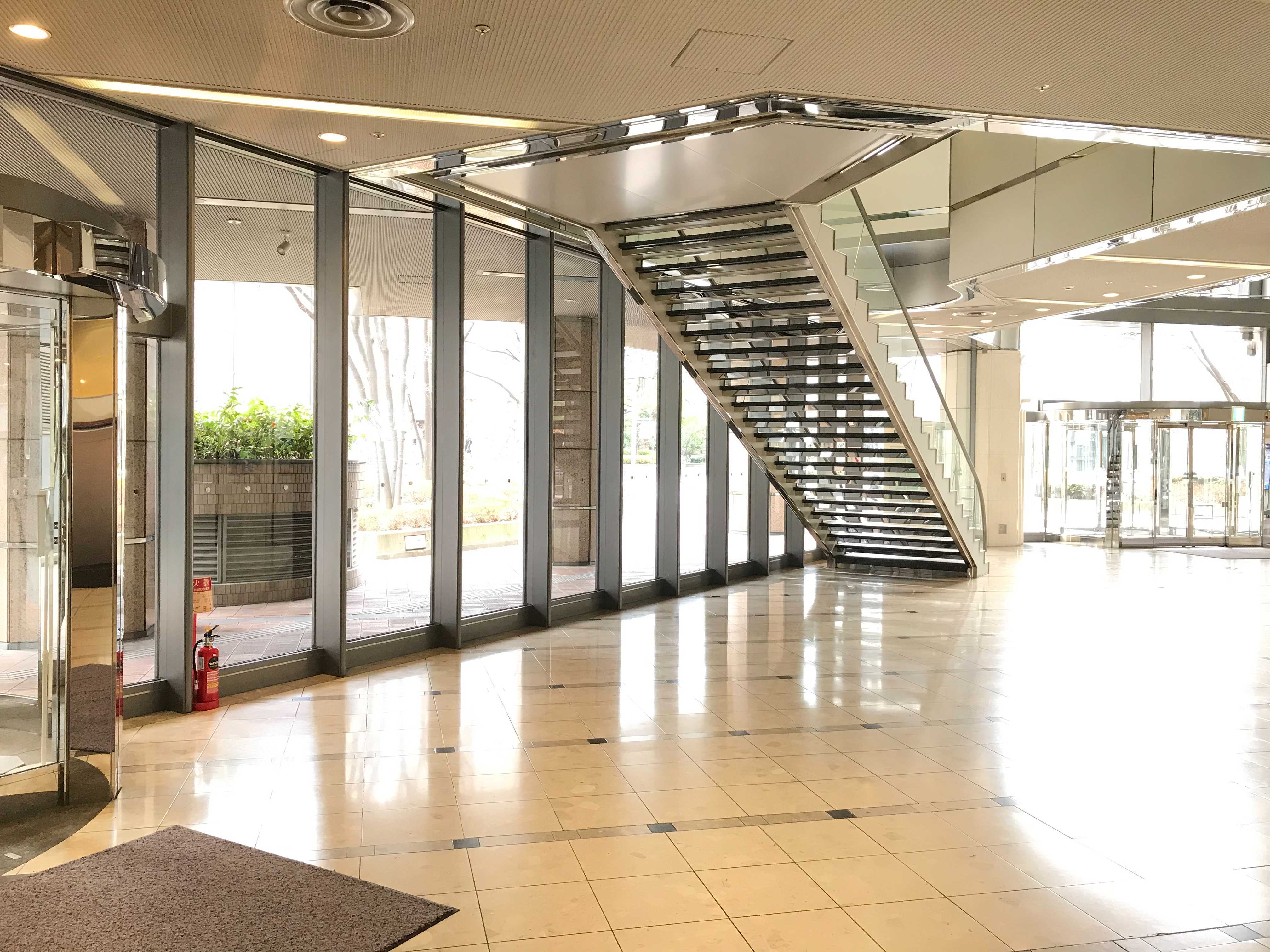 【毎日新聞ビル(大阪)】オフィスワーカー向けのPRイベントやポップアップに最適な大規模オフィスビル内のイベントスペース(階段下)の画像6