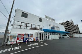 【フィッシングマックス泉大津店】キッチンカーやプロモーションに最適な人通りの多い駐車場スペース