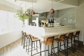 【駒場東大前駅8分】展示会やポップアップストアに適した吊り下げハンガーなど重機も充実したレンタルスペース