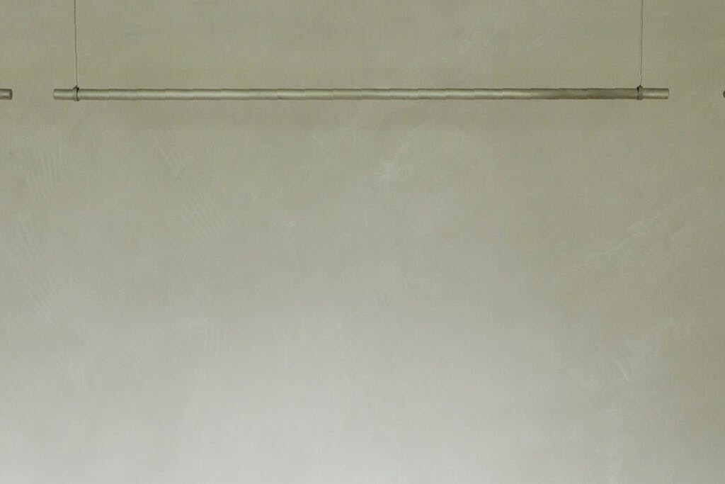 【駒場東大前駅8分】展示会やポップアップストアに適した吊り下げハンガーなど重機も充実したレンタルスペース