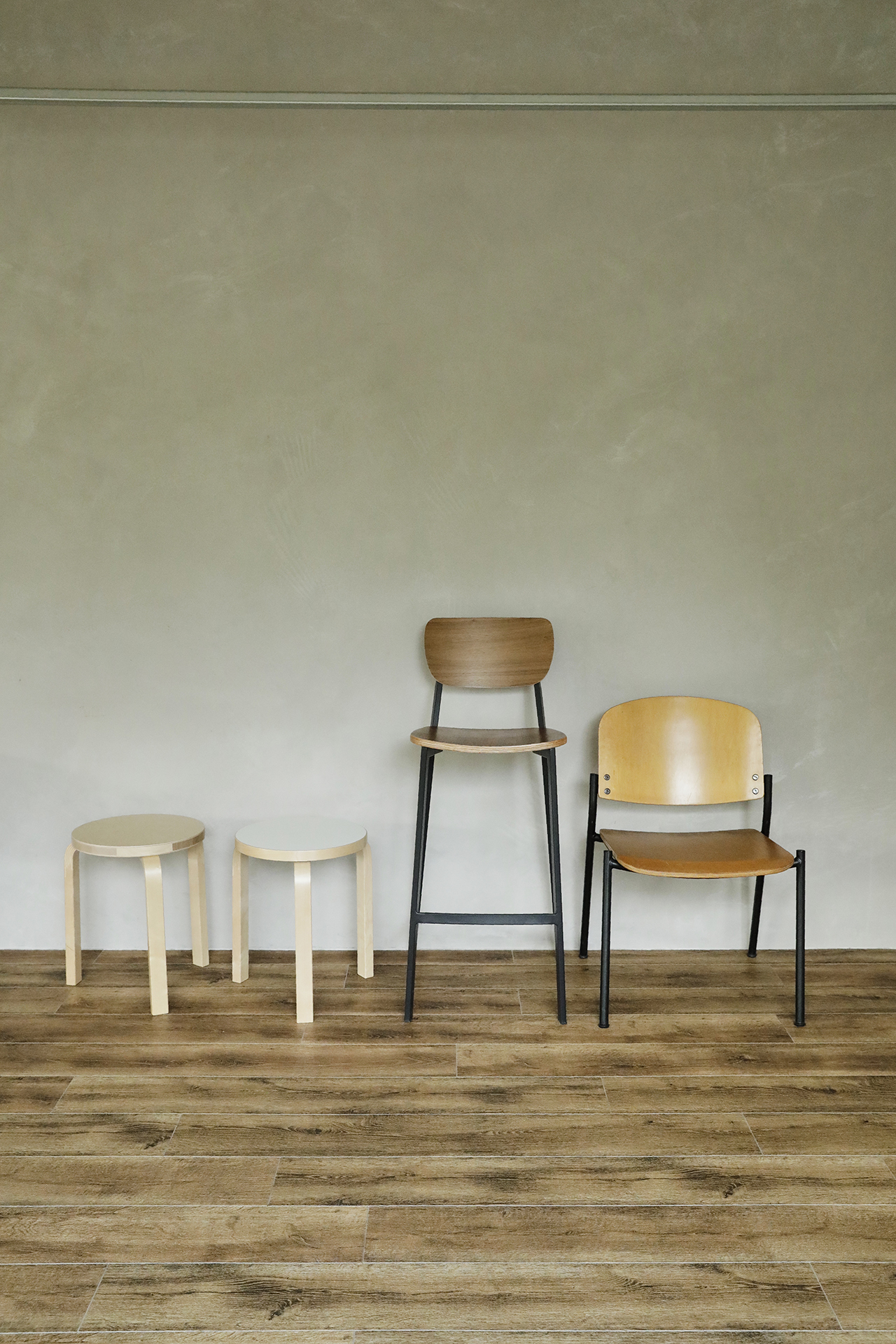 【駒場東大前駅8分】展示会やポップアップストアに適した吊り下げハンガーなど重機も充実したレンタルスペース