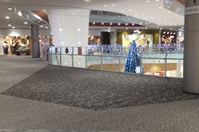 【イオンモール名古屋茶屋】2階中央ブリッジ