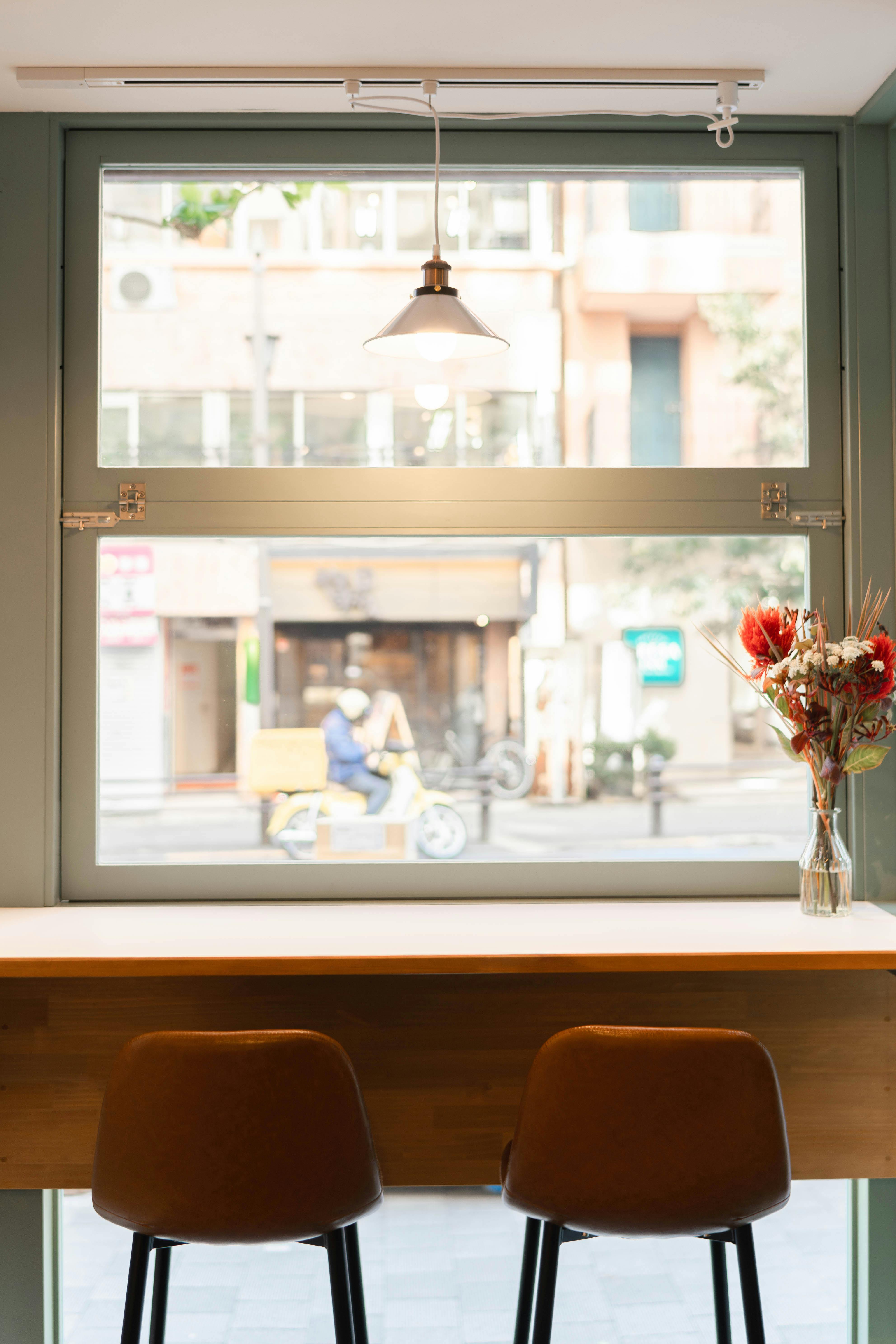 【赤坂駅5秒】ロケ等の撮影利用に最適な一面おしゃれなイベントスペース