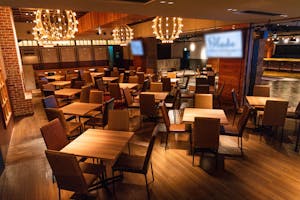 【渋谷駅1分】カフェやシアターを思わせる華やかな内装が魅力的な大型貸し切りレンタルスペース