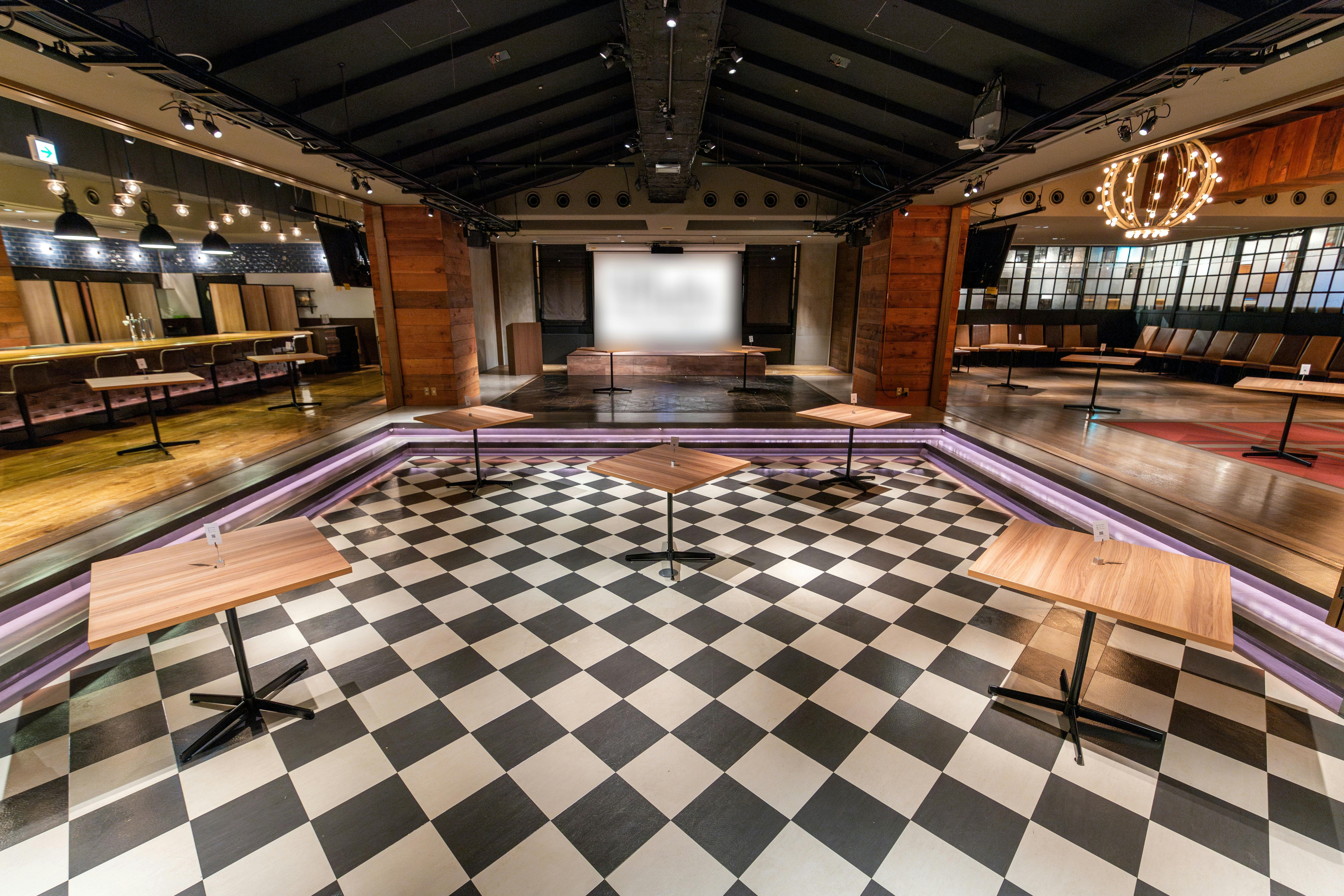 【渋谷駅1分】カフェやシアターを思わせる華やかな内装が魅力的な大型貸し切りレンタルスペース