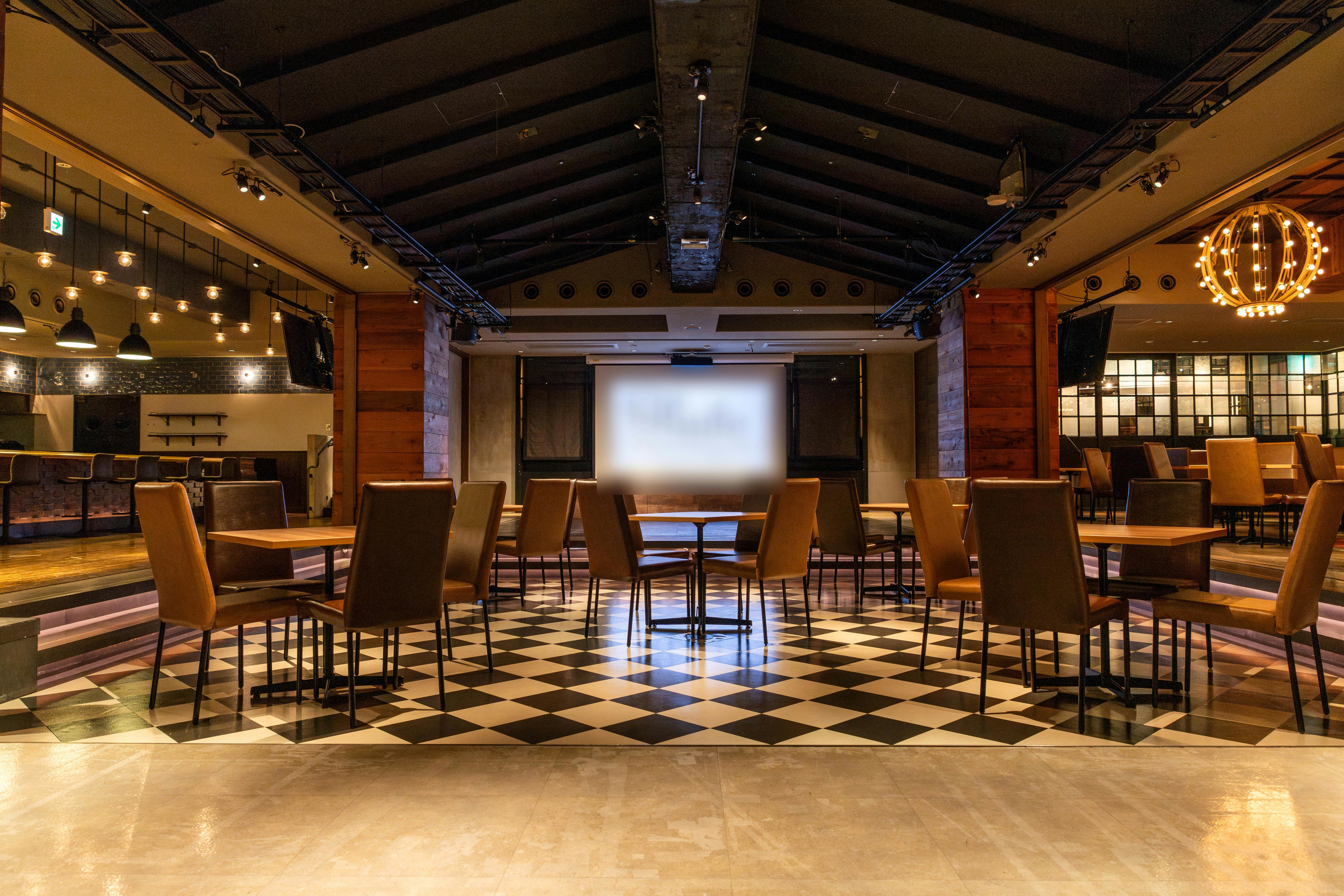 【渋谷駅1分】カフェやシアターを思わせる華やかな内装が魅力的な大型貸し切りレンタルスペース