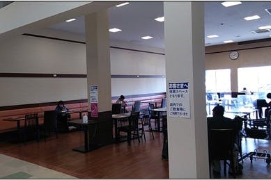 【イオンスーパーセンター一関店】物販やプロモーションに最適なスーパーセンター内のフードコートイベントスペース