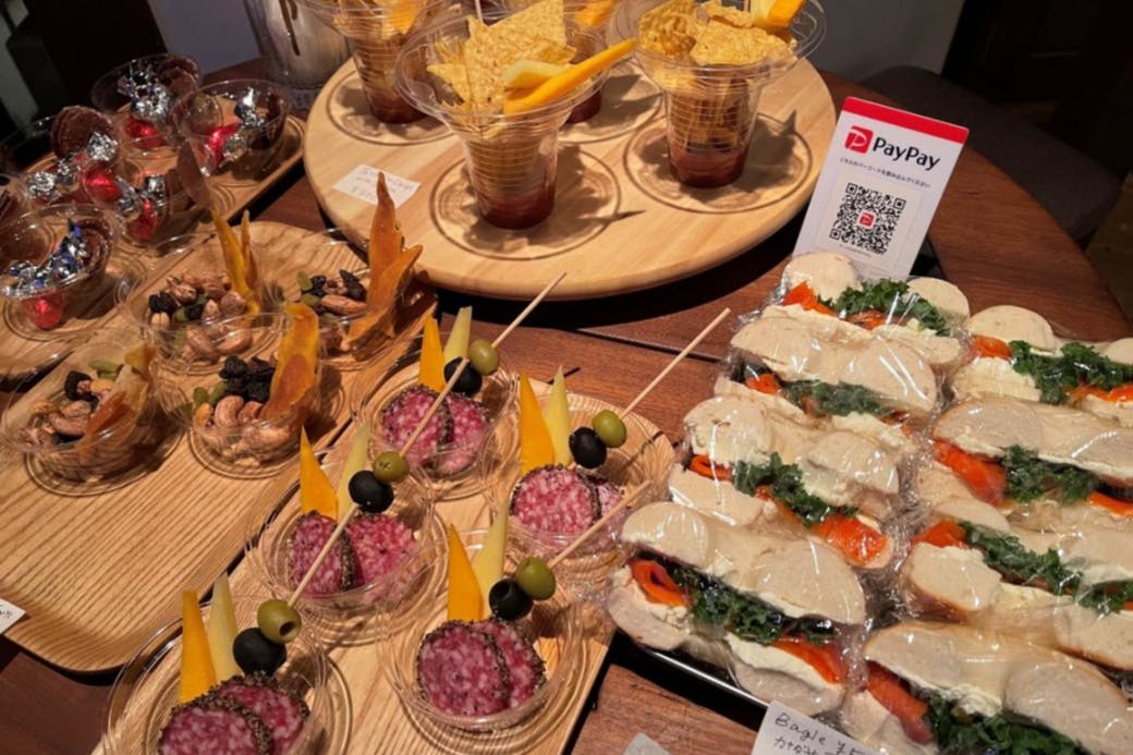 EARTH+GALLERYケータリング一例 企画コンセプト、ご希望のご予算、人数、お好みに合わせて都度ご提案しております。 オリジナルカクテルのご提供も可能です。