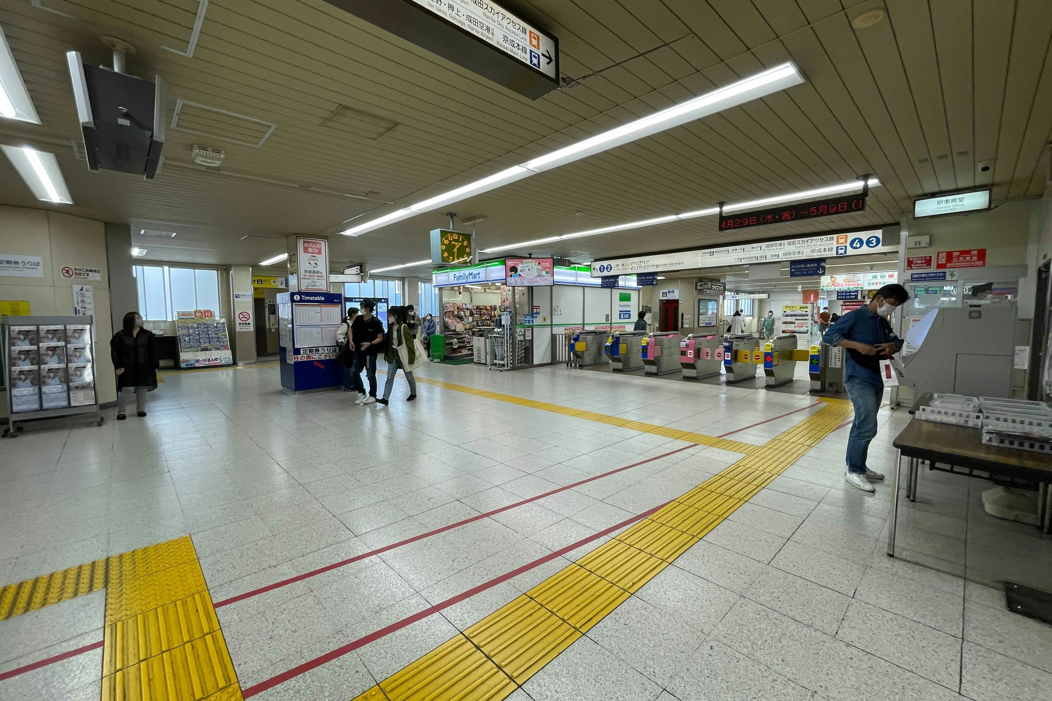 【京成高砂駅】食物販やポップアップストアに最適な人の流動が多い改札前コンコース