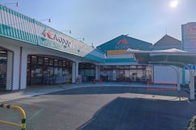 【Aコープ長島店】食物販や販促イベントに最適な右軒下スペース