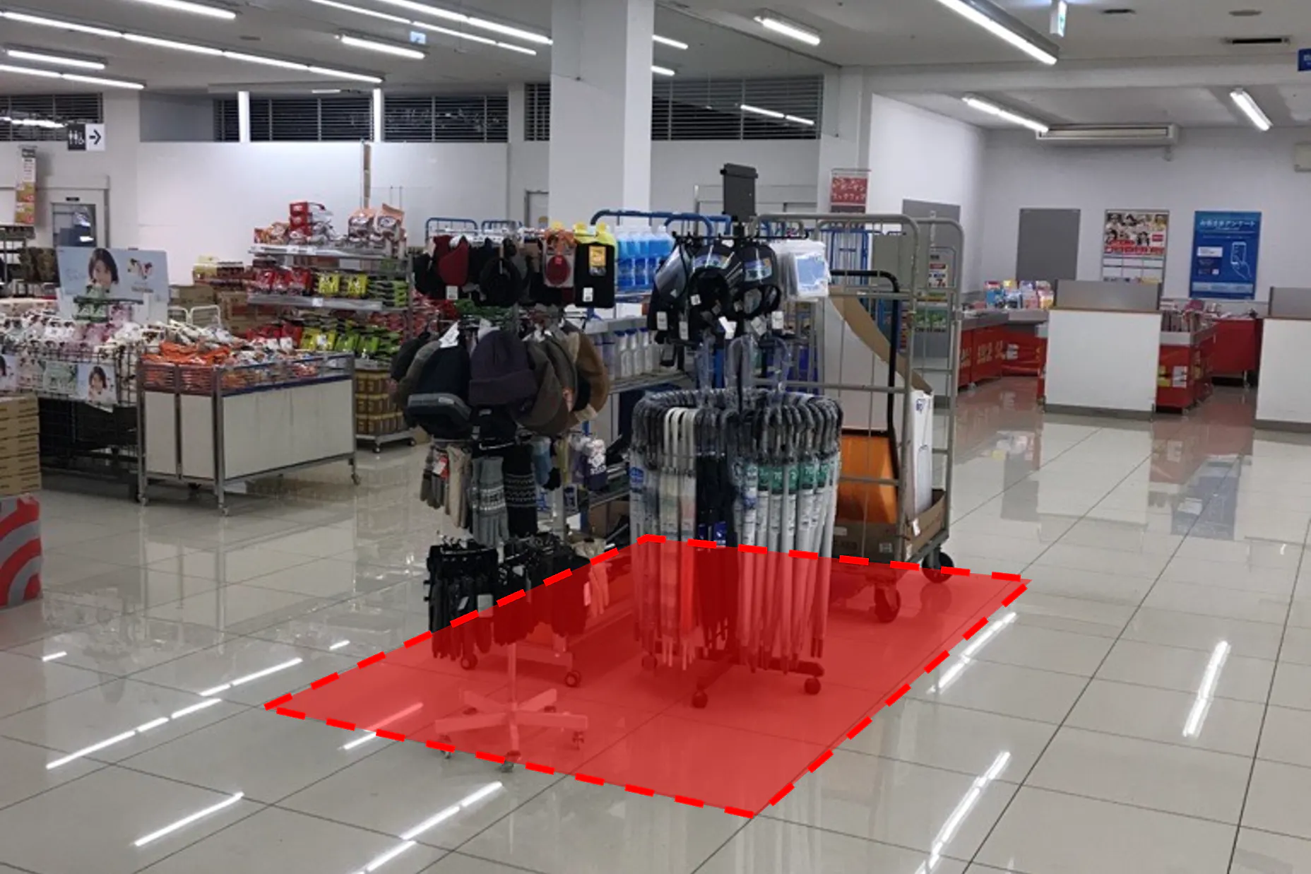 【西友 粟佐店】サービスカウンター付近共用部 プロモーション用途や物販、食物販のポップアップストアに最適なスーパー店内催事イベントスペース