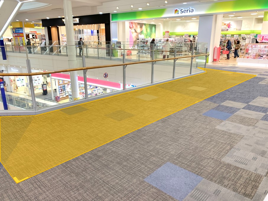 【イオンモール鶴見緑地】Seria前ブリッジ