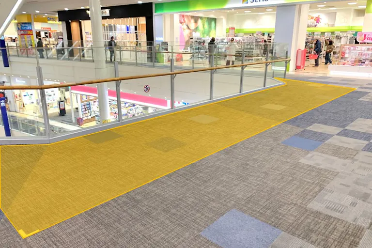 【イオンモール鶴見緑地】Seria前ブリッジの画像2