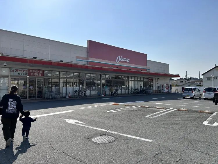 【オークワ尼ヶ辻】プロモーションに最適な風除室スペース