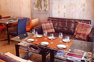 【西船橋駅2分】ローンチパーティーなどのクローズドイベントや撮影に適したあたたかみのある雰囲気のカフェ