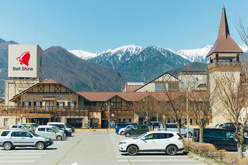 【ベルシャイン駒ヶ根店】キッチンカー出店に最適な店舗前屋外スペース