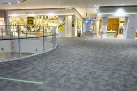 【イオンモールつくば】2FブリッジB(ジュエリーツツミ前)