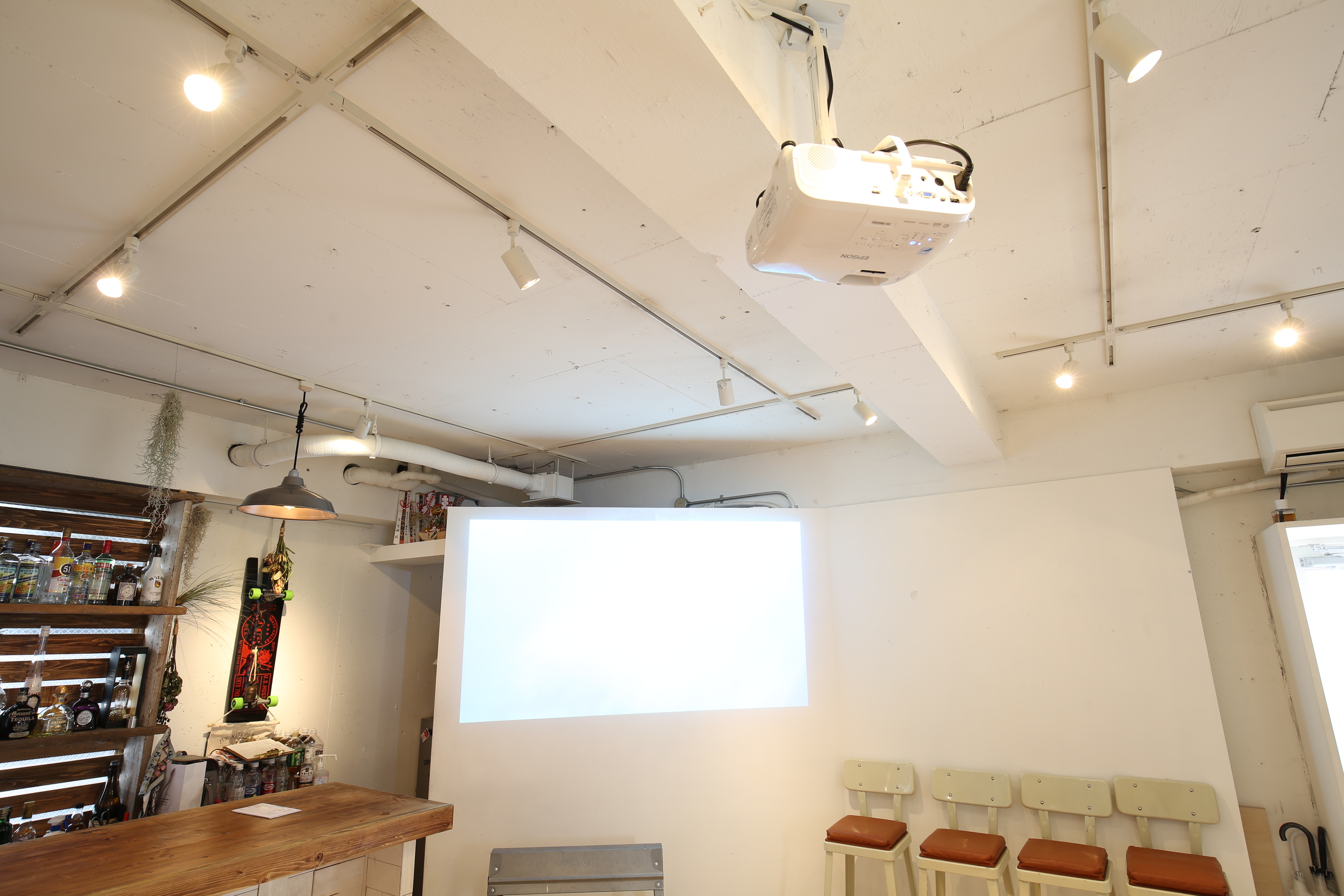 100インチプロジェクター