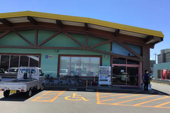【ダイナム福井あわら店ゆったり館】キッチンカーでの出店に最適なアミューズメント施設のイベントスペース