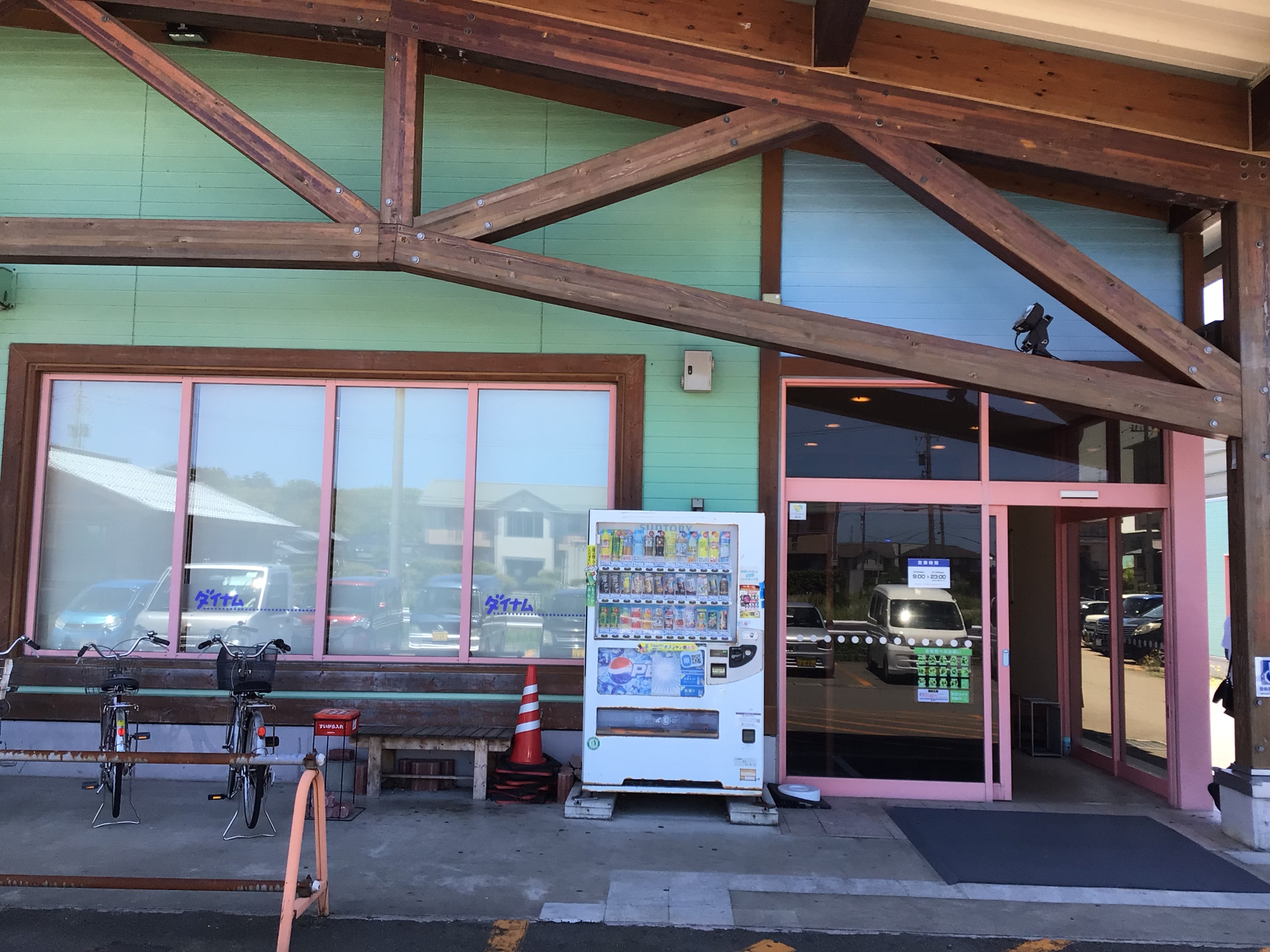 【ダイナム福井あわら店ゆったり館】キッチンカーでの出店に最適なアミューズメント施設のイベントスペースの画像6