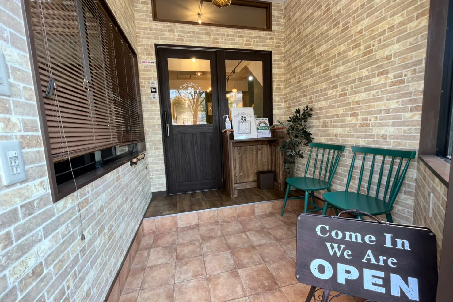 【高井戸駅6分】作品展示会や受注販売会に最適!高井戸の閑静な住宅街に位置したカフェ併設のギャラリースペース